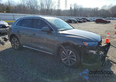 2023 Audi Q5 Premium Plus 45 z USA, uszkodzony, nr VIN WA1EAAFY8P2048263